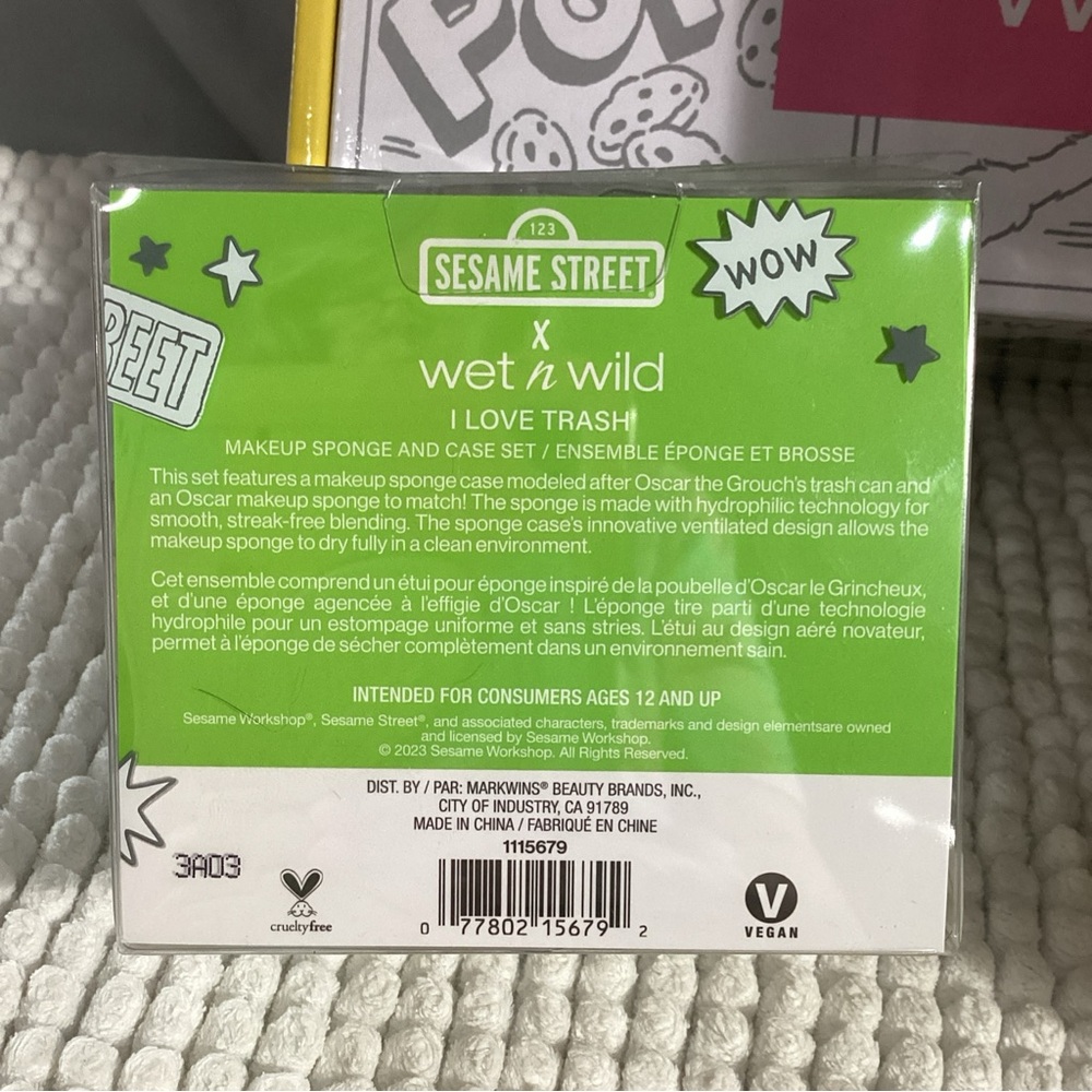 Wet n Wild Sesame Street Limit Ed Makeup Collection, PR Box + Bag + Sponge Set - Picture 7 of 16